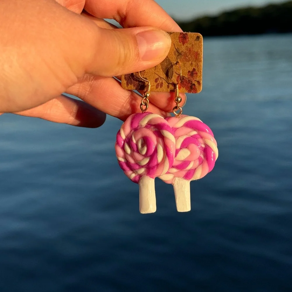 Polymer clay lollipop earrings - Picture 1 of 12